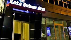 A building with a prominent sign for "Rota Bulvar Hotel" at night. - Rota Bulvar Hotel (Ankara)