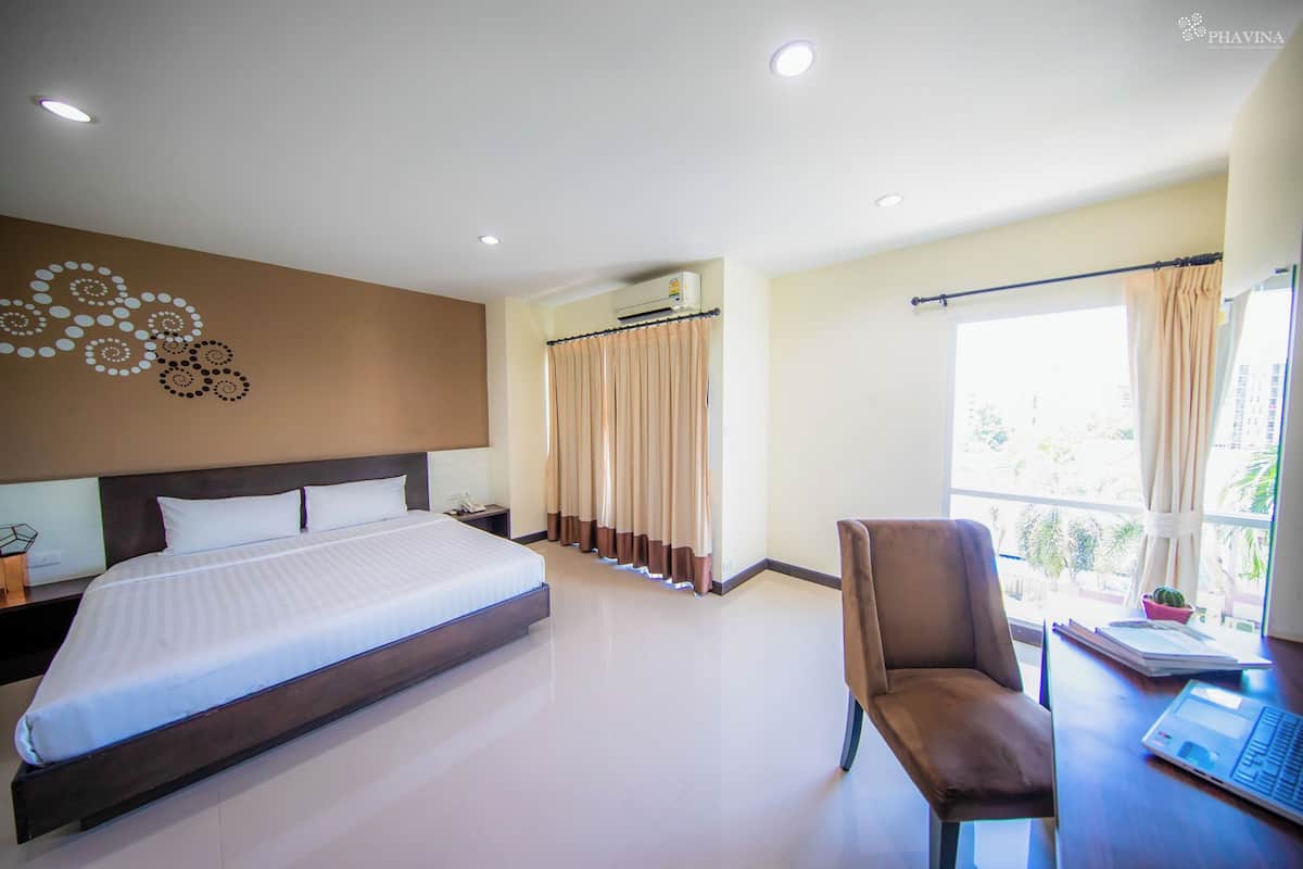 Standard Double Room | In-room safe, desk, rollaway beds, free WiFi