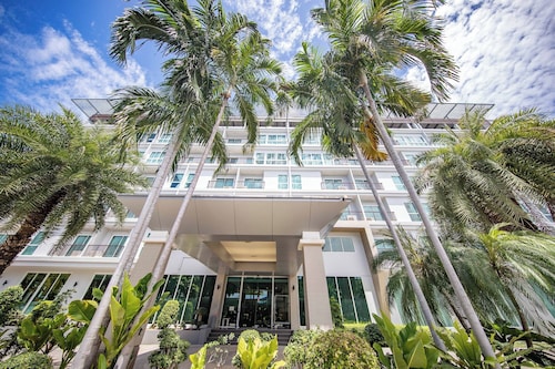 Phavina Hotel & Grand Boutique Rayong