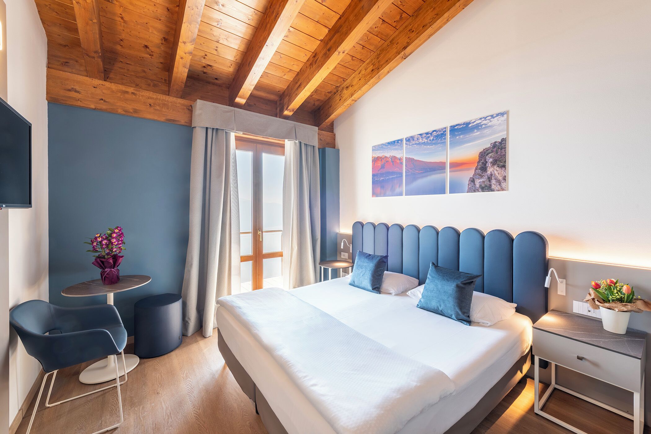 Premium-Zimmer, Balkon, Seeblick | Zimmersafe, kostenloses WLAN, Bettwäsche