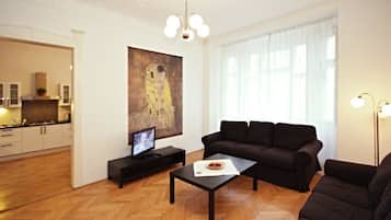 apartman, 2 hálószobával | Nappali | Síkképernyős tévé