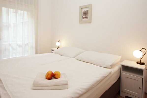 Appartement, 3 chambres | Fer et planche à repasser, lit de bébé (supplément)