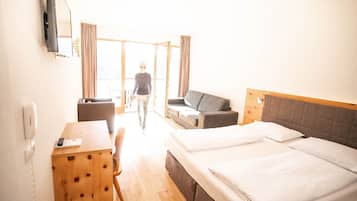 Desk, cots/infant beds, free WiFi, bed sheets