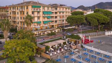 Private beach, sun loungers, beach umbrellas, beach towels