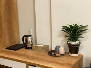 Minibar, desk, free WiFi