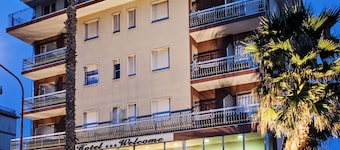 Hotel Welcome