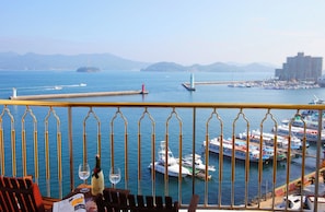 Quarto casal luxo | Wi-Fi de cortesia, roupa de cama