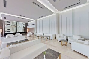 3 bares/lounges, bar ao lado da piscina, bar na praia