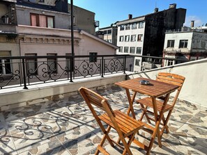 Estudio superior, terraza | Terraza o patio