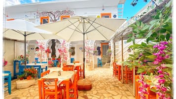 Konaklama yerinin ön cephesi