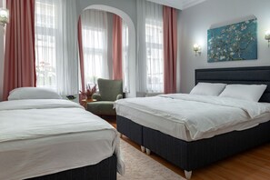 Appart'hôtel Familial, 2 chambres, vue ville | Draps en coton égyptien, literie de qualité supérieure, surmatelas