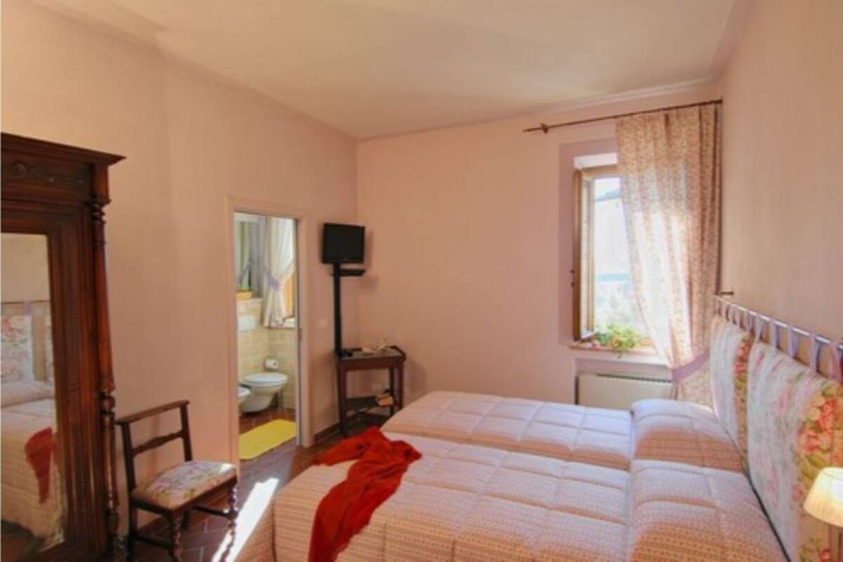 Standard Double Room (Meleto) | Premium bedding, in-room safe, rollaway beds, free WiFi