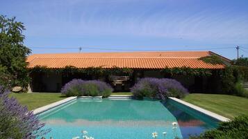 Piscina stagionale all'aperto