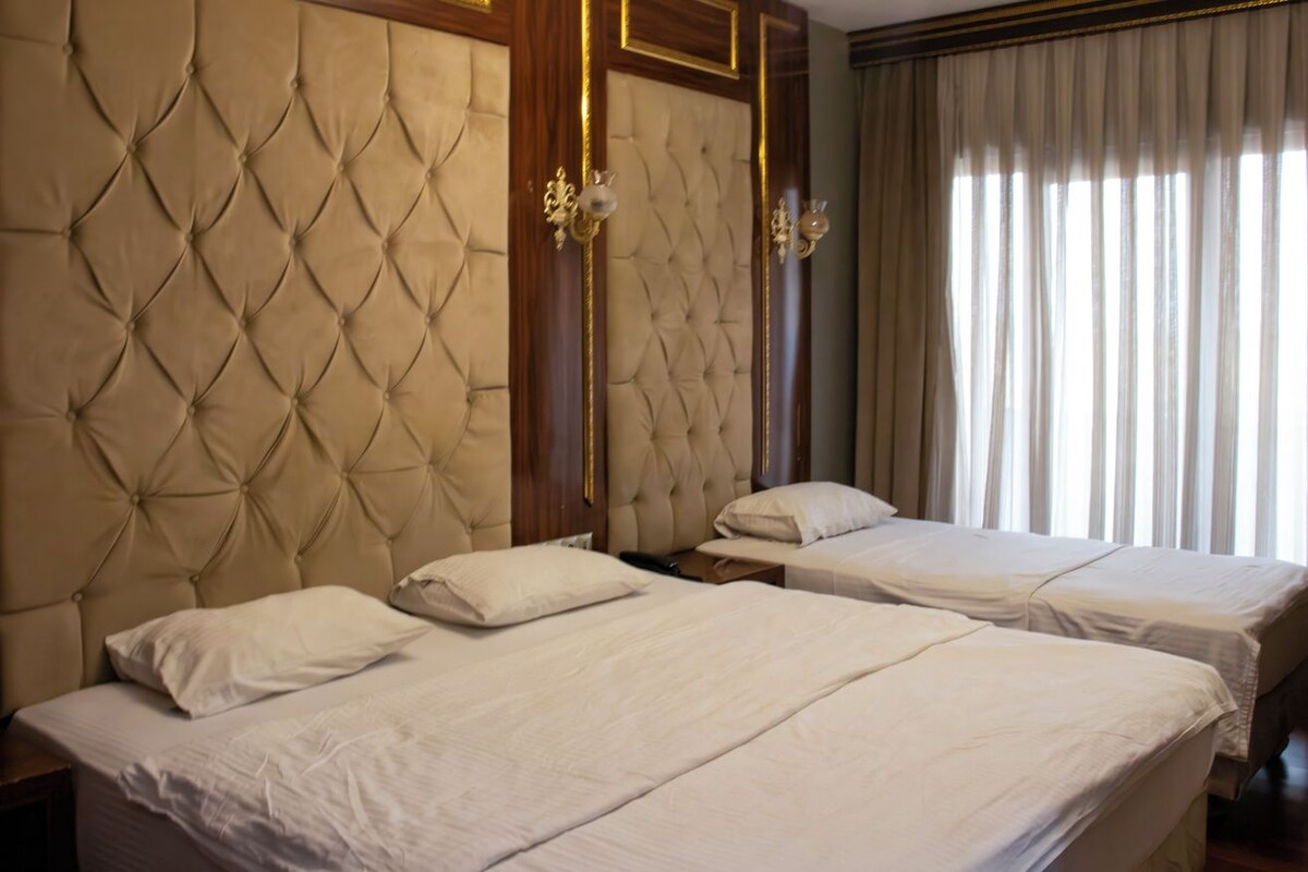 Standard Room | 1 bedroom, minibar, desk, soundproofing