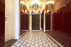 Interior entrance - Casa di Bava (Istanbul)