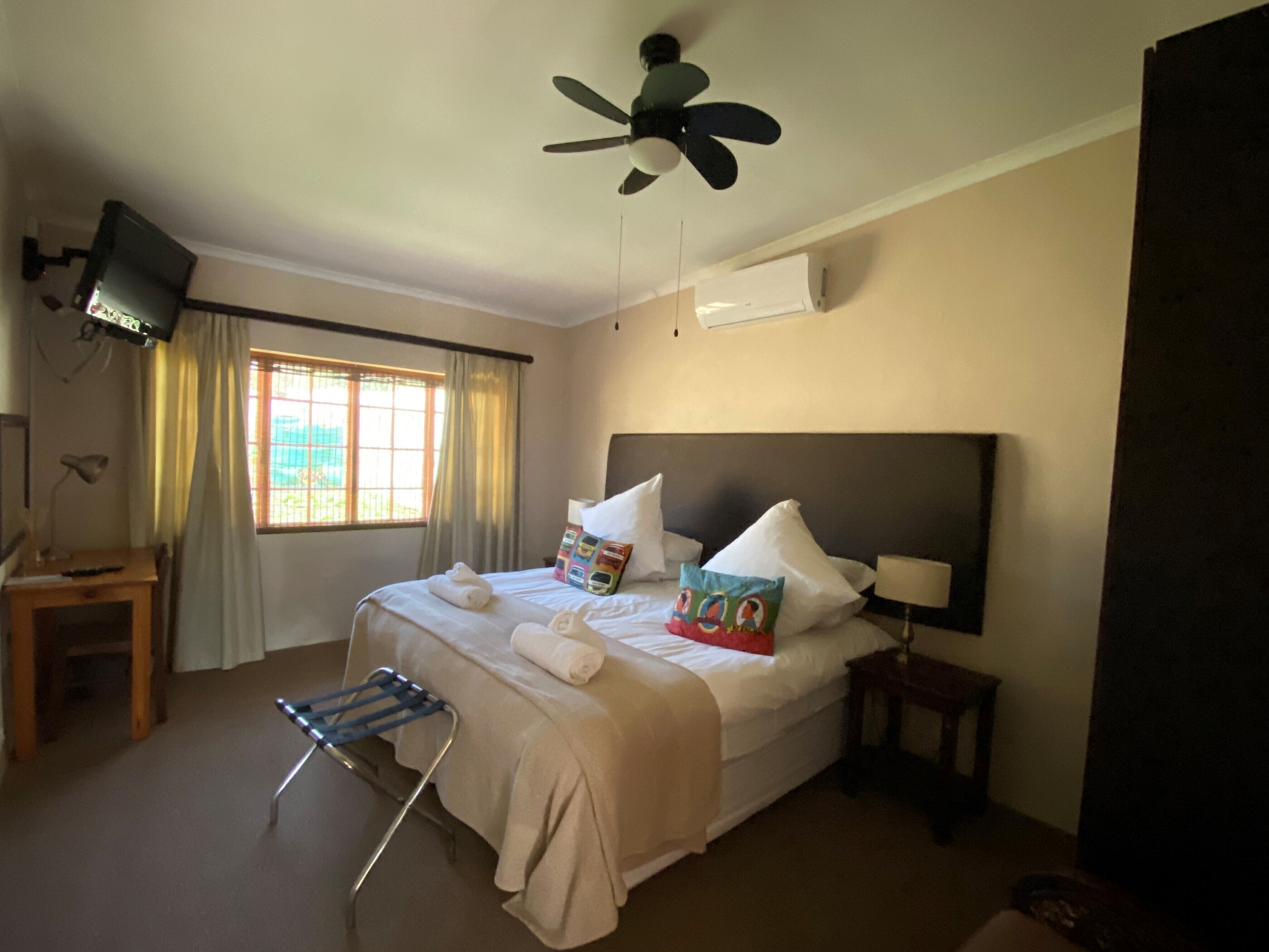 家庭平房 (Luxury with S/C) | 埃及棉床單、高級寢具、獨特裝潢、布置獨特