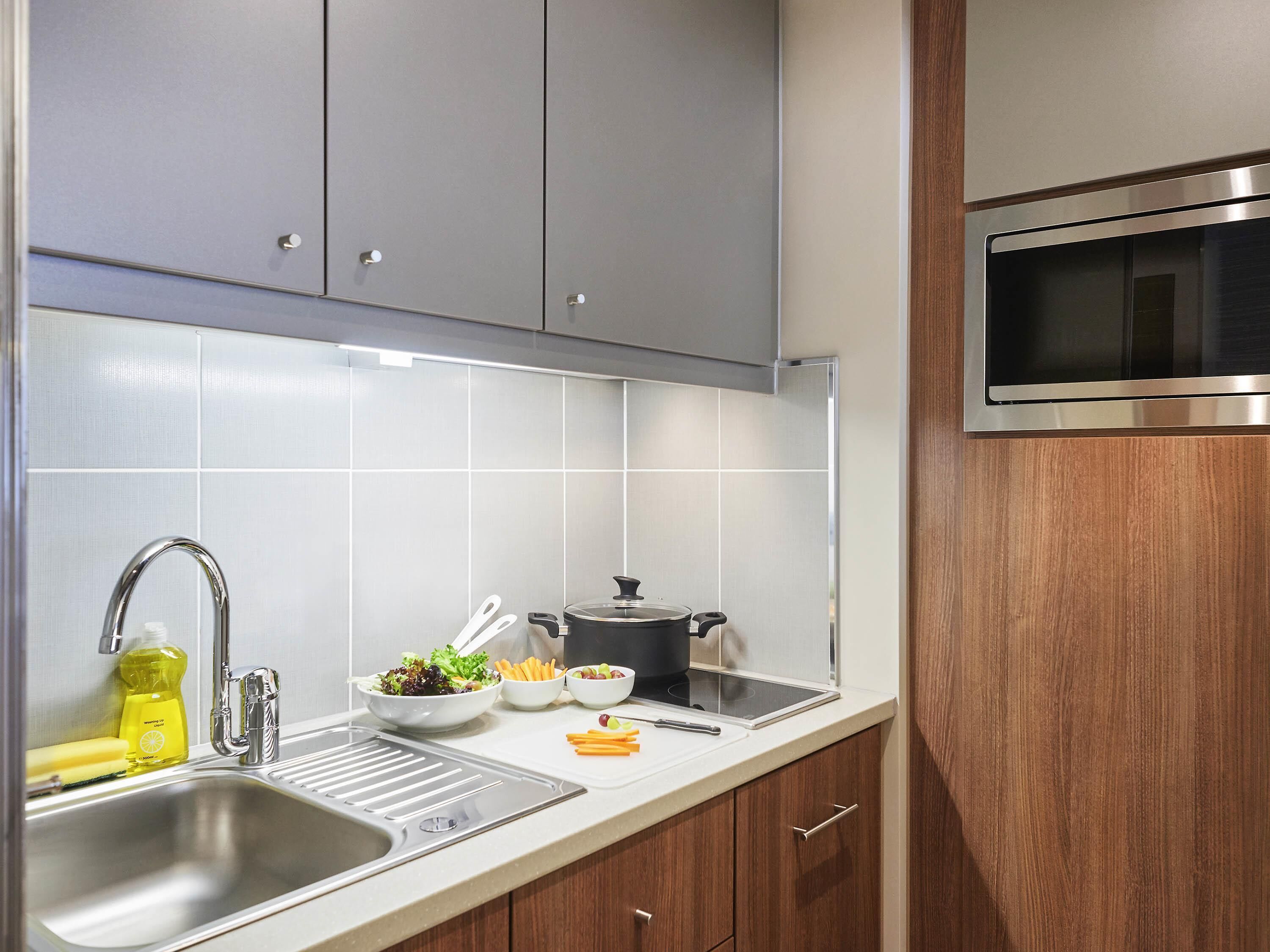 In-room safe, desk, soundproofing, iron/ironing board