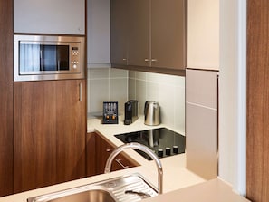 Superior Apartment, 1 Bedroom | Private kitchen
