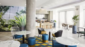 Daily to-go breakfast (GBP 16.50 per person)