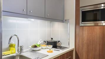 In-room safe, desk, soundproofing, iron/ironing board