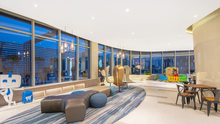 ホリデイ・イン エクスプレス常州蘭陵by IHG (常州九洲新世界智选假日酒店)