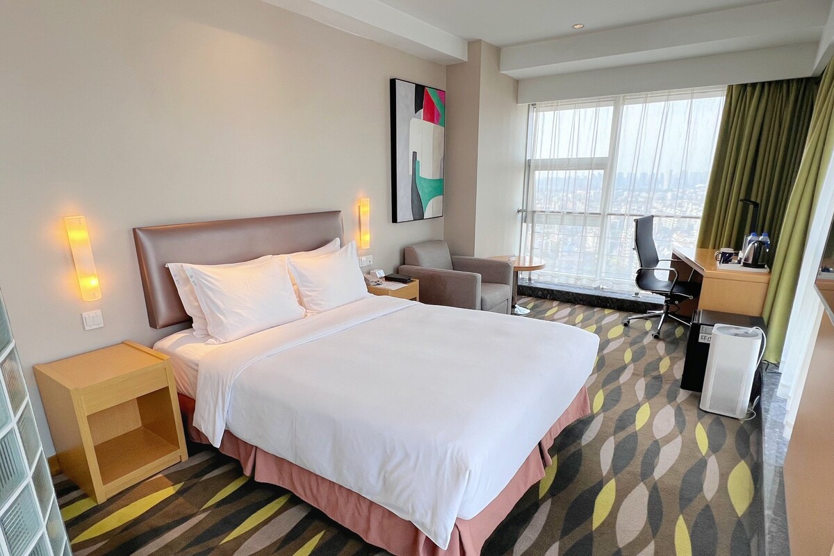 Phòng Tiêu chuẩn | Minibar, bàn, bàn ủi/dụng cụ ủi quần áo 