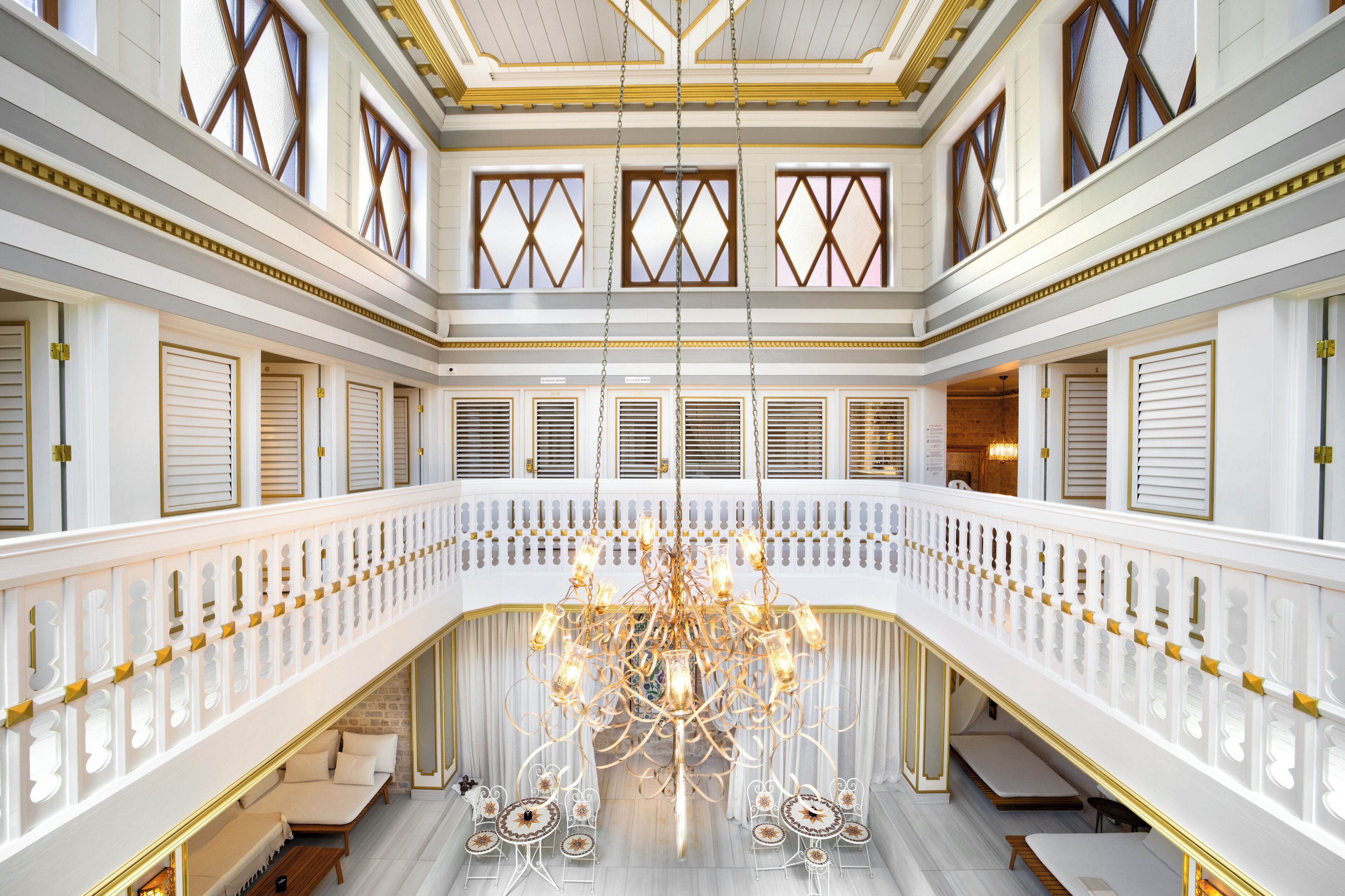 Turkish bath/hammam, body treatments, aromatherapy, deep-tissue massages