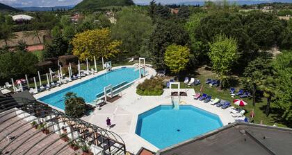Termeterna Resort