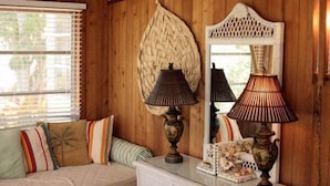 2 Bedroom House with Den | Living area