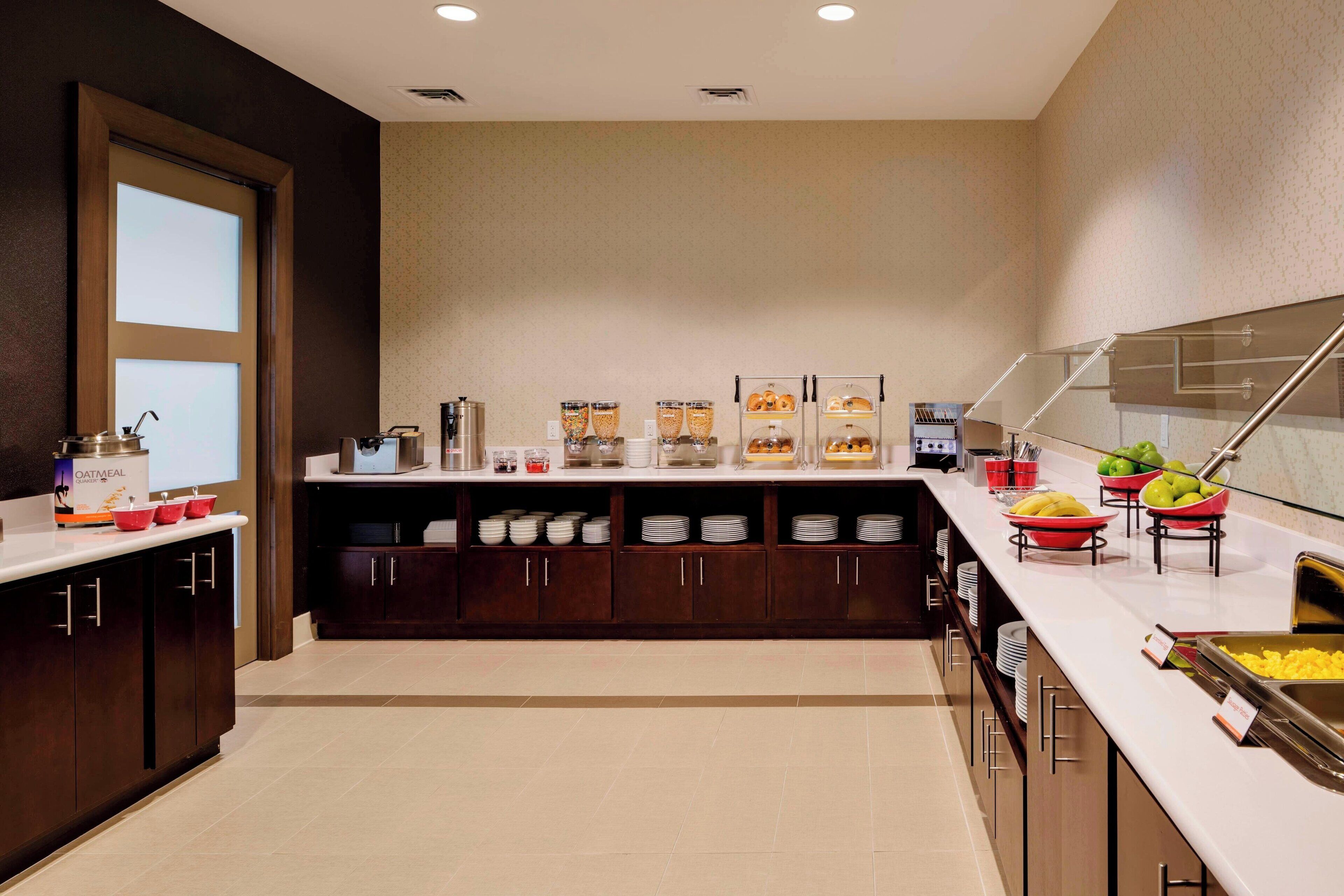 free daily continental breakfast