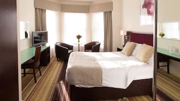 Deluxe Double Room | Desk, iron/ironing board, free WiFi, bed sheets