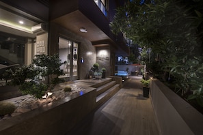 Front of property - evening/night - Trend Suites (Konyaalti)