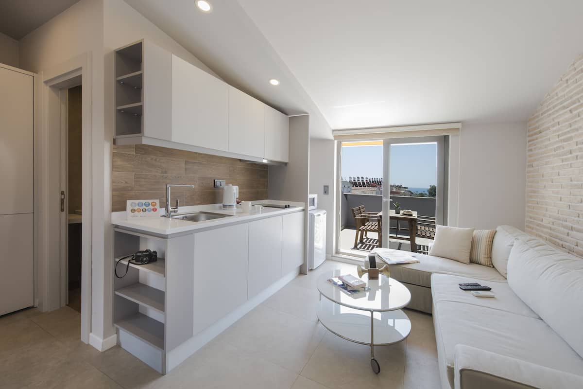 Terrace Suite | Bếp riêng | Ấm điện, dụng cụ nấu nướng/bát dĩa/dao nĩa