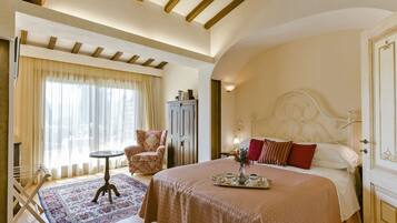 Luxury Villa, 5 Bedrooms, Private Pool, Hill View