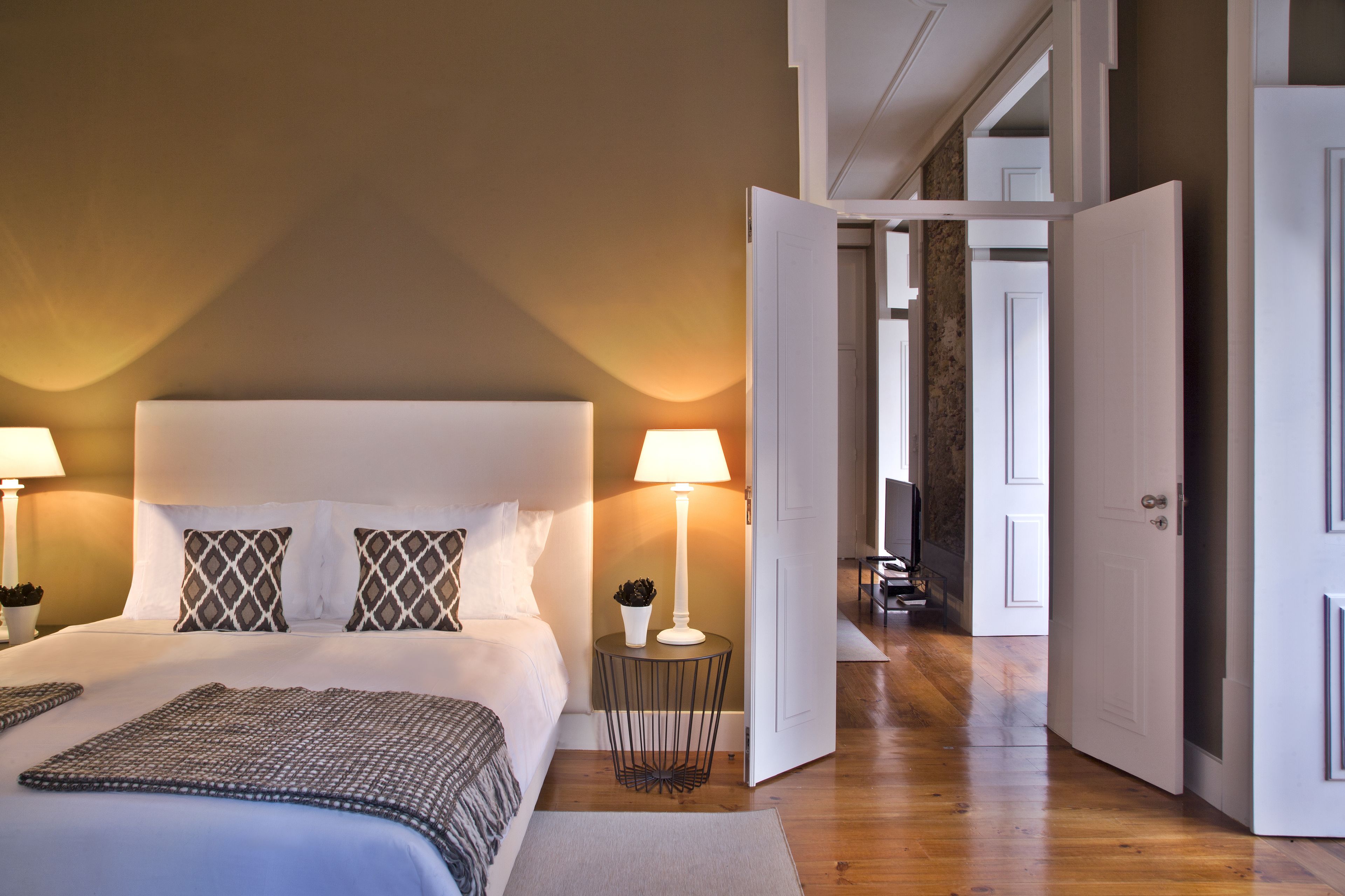 Lägenhet - 1 sovrum - pentry | 1 sovrum, individuell inredning, unika möbler och skrivbord