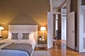 Apartment, 1 Bedroom, Kitchenette | 1 bedroom, individually decorated, individually furnished, desk