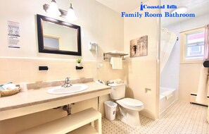 Family Double Room, Multiple Beds | Bathroom | Free toiletries, hair dryer, towels, soap