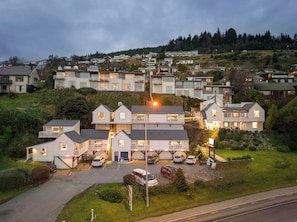 Aerial view - Lakeview Colonial Motel (Queenstown)