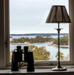 Standard Room | Desk, iron/ironing board, cribs/infant beds, bed sheets - Utö Värdshus (Uto)