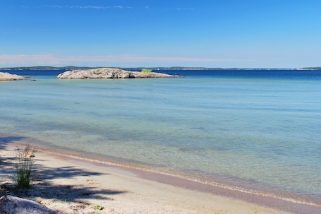 Una playa cerca, pesca. Utö Värdshus