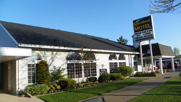 Rainbow Motel - Michigan