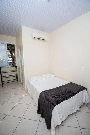 Standard Double Room | Blackout drapes, iron/ironing board, free WiFi, bed sheets