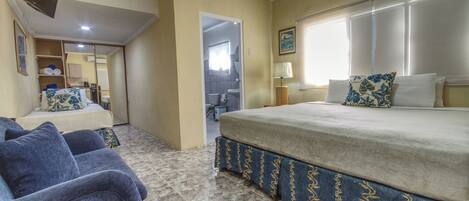 Trang trí khác biệt, trang bị nội thất với thiết kế riêng biệt