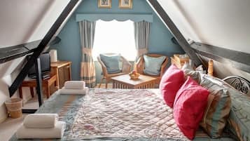 Standard Double Room | Free WiFi