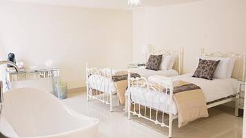 이그제큐티브 트윈룸 | 다리미/다리미판, 무료 유아용 침대, 간이 침대, 무료 WiFi