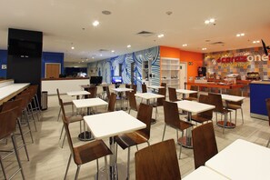 Restaurant - One Ciudad de México Periférico Sur (Mexico City)