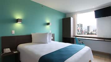 Kamar Superior, 1 Tempat Tidur Queen | Brankas, meja kerja, Wi-Fi gratis, dan seprai linen