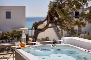 2-Bedroom Apartment Upper Floor | Exterior