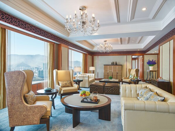 Suite (Shangri-La)