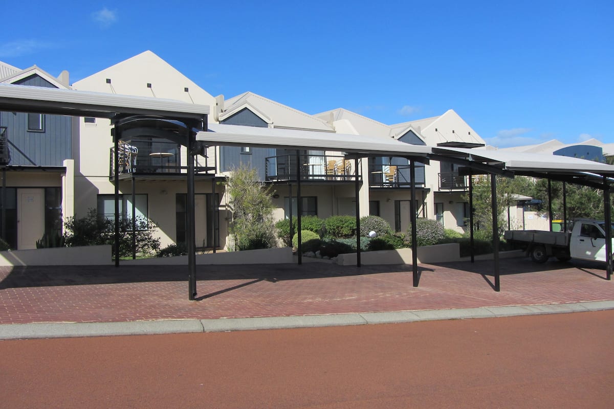 In-room safe, iron/ironing board, cots/infant beds, free WiFi